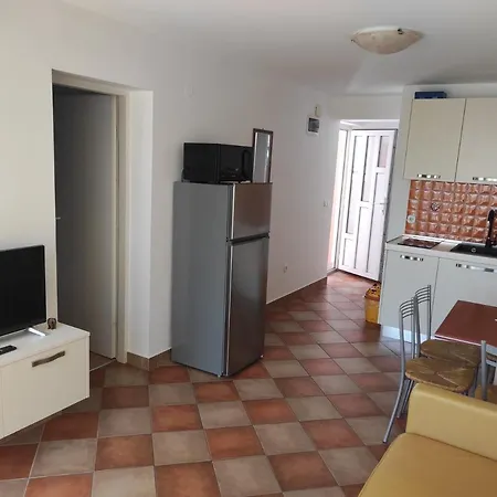 Apartmani Selce Exterior photo