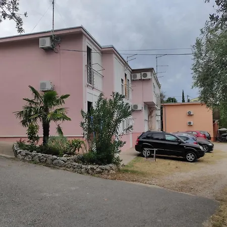 Apartmani Selce Exterior photo