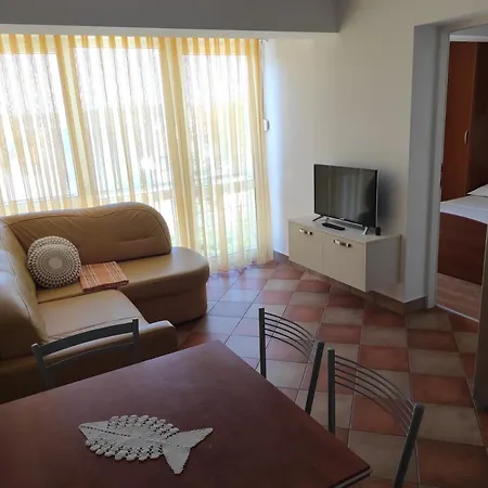 Apartmani Selce Exterior photo