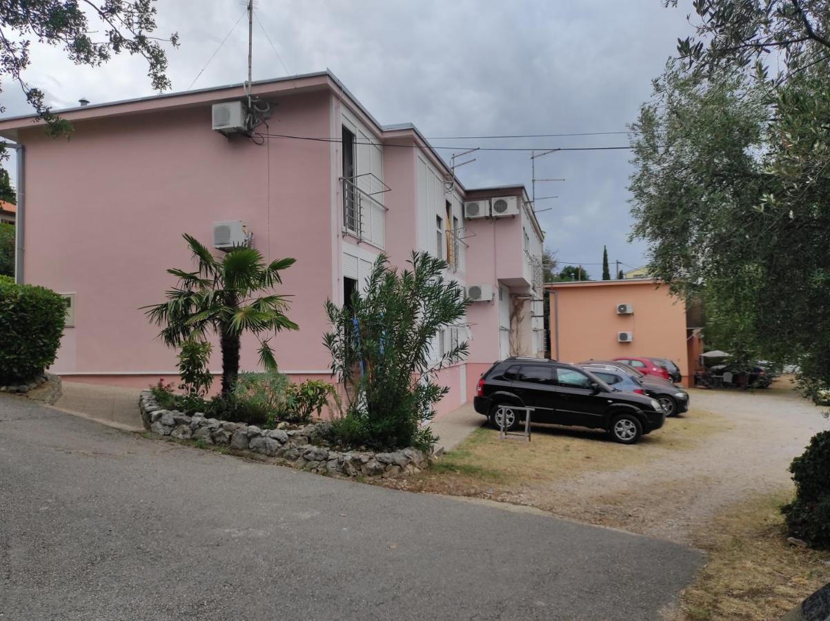 Apartment Apartmani Selce