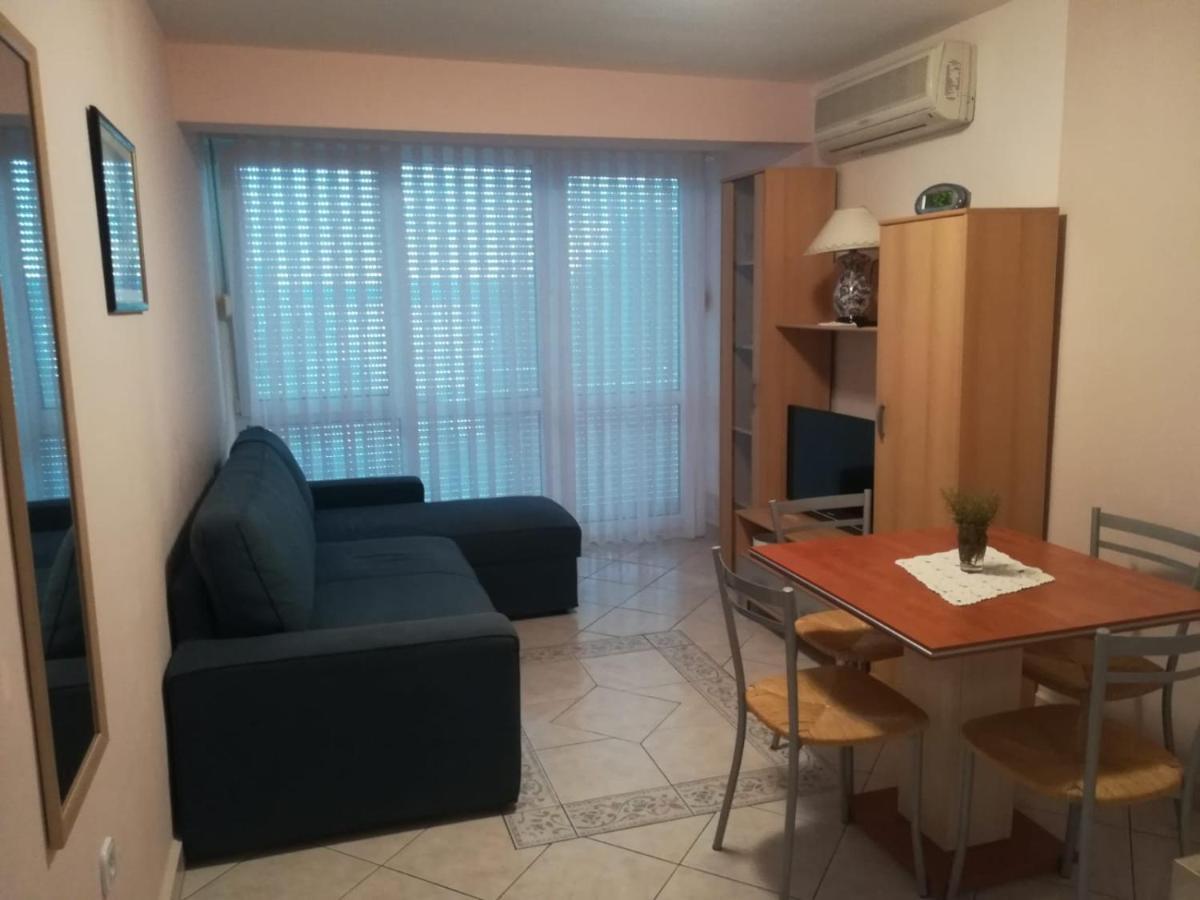 Apartment Apartmani Selce
