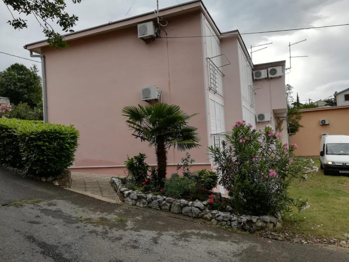 Apartment Apartmani Selce Selce
